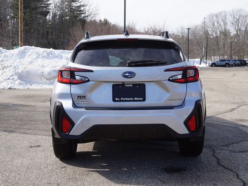 Used 2024 Subaru Crosstrek 2.0i Premium image 6