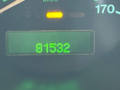 Used 2002 Jaguar XK8 XK8 2dr Convertible image 31