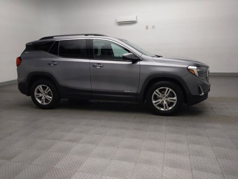 Used 2019 GMC Terrain SLE w/ Driver Convenience Package image 11