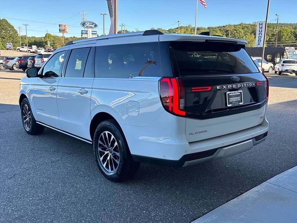 Used 2025 Ford Expedition Max Platinum AWD/4WD image 2