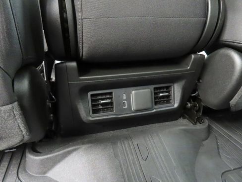 Used 2024 GMC Sierra 1500 Elevation w/ LPO, Elevation Black Package image 11