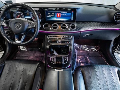 Used 2018 Mercedes-Benz E 300 4MATIC image 17