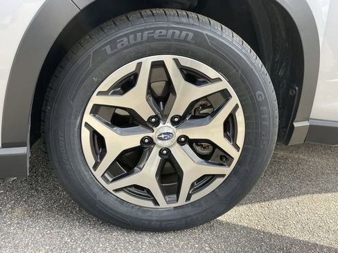 Certified 2022 Subaru Forester Premium w/ Popular Package #3 image 33