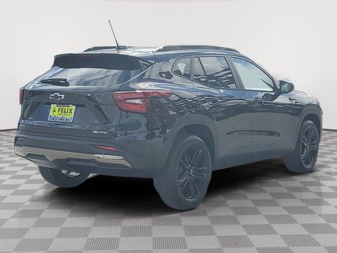 New 2026 Chevrolet Trax ACTIV w/ Driver Confidence Package FWD image 4