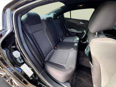 Used 2017 Dodge Charger R/T image 24