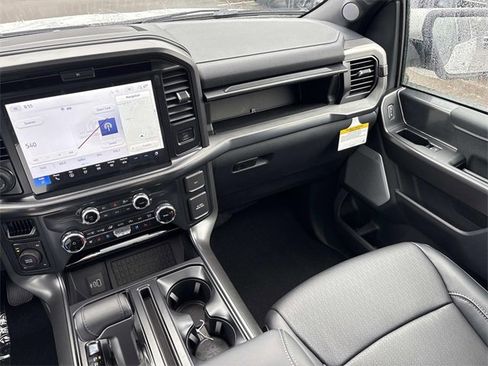 New 2025 Ford F150 Lariat w/ Equipment Group 502A High image 15