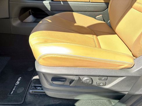 Certified 2025 INFINITI QX80 Sensory image 9