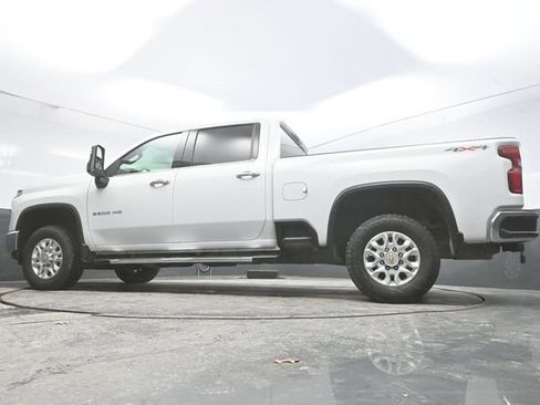 Used 2024 Chevrolet Silverado 2500 LTZ image 29