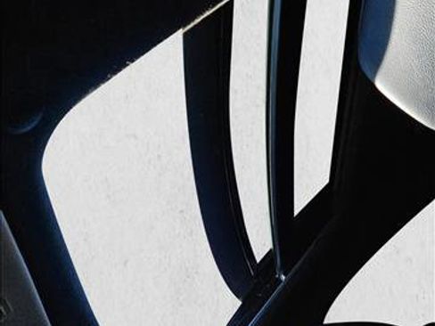 Used 2016 Hyundai Veloster w/ Option Group 02 image 15