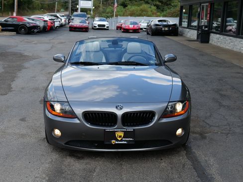 Used 2004 BMW Z4 2.5i image 11