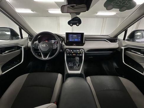 Used 2025 Toyota RAV4 XLE w/ Convenience Package AWD/4WD image 20