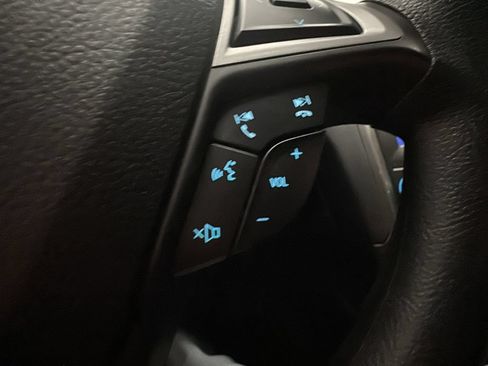 Used 2020 Ford Fusion SE AWD/4WD image 24