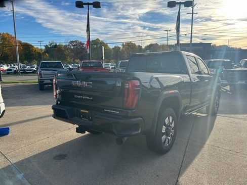 New 2025 GMC Sierra 2500 Denali w/ Denali Reserve Package image 5