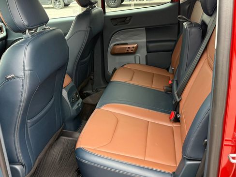 Certified 2022 Ford Maverick Lariat w/ Lariat Luxury Package image 16