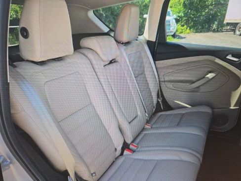 Used 2017 Ford Escape Titanium AWD/4WD image 10