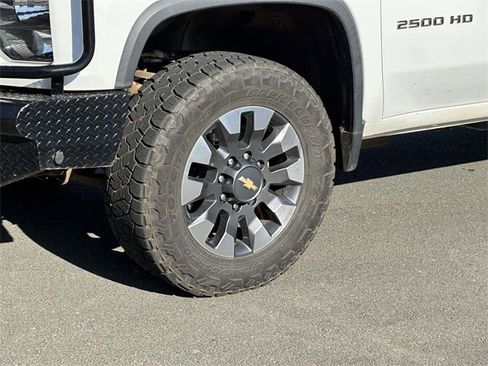 Used 2020 Chevrolet Silverado 2500 W/T w/ WT Convenience Package image 6