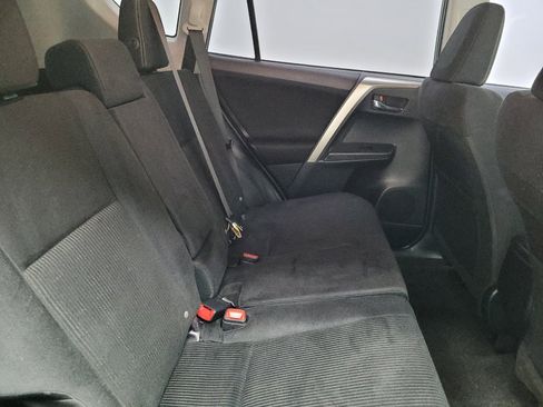 Used 2014 Toyota RAV4 XLE w/ Preferred Accessory Package FWD image 19