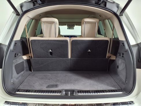 Used 2020 Mercedes-Benz GLS 580 4MATIC image 17