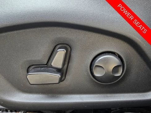 Used 2023 Jeep Compass Latitude AWD/4WD image 10