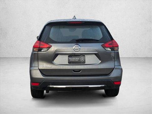 Used 2020 Nissan Rogue S image 6