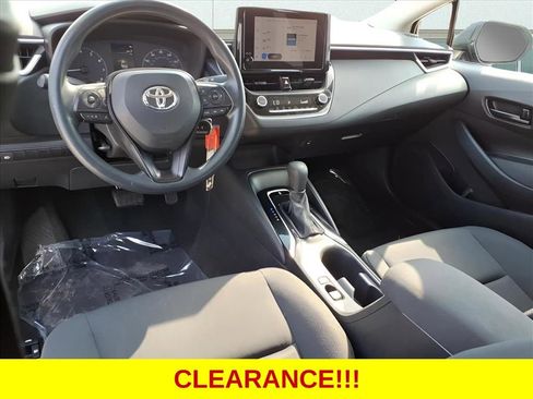 Used 2023 Toyota Corolla LE image 14