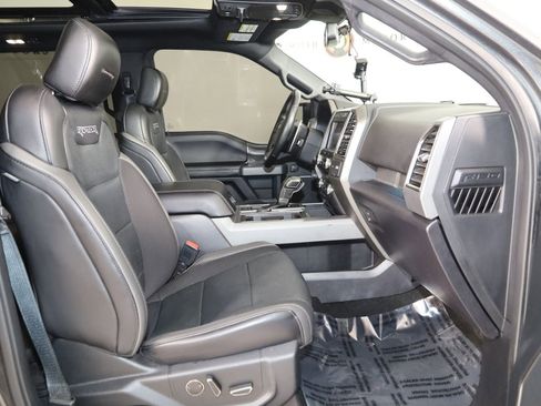 Used 2019 Ford F150 Raptor image 13