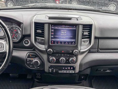 Used 2021 RAM 1500 Big Horn image 16