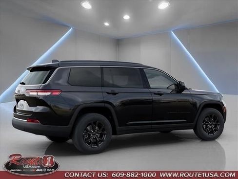 New 2026 Jeep Grand Cherokee L 4WD image 5