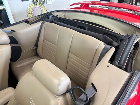 Used 2004 Ford Mustang GT RWD image 13