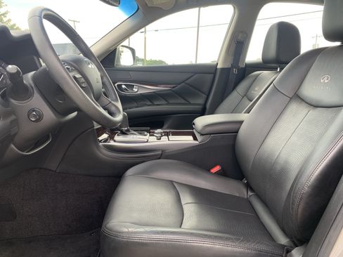 Used 2013 INFINITI M37 w/ Premium Pkg RWD image 16