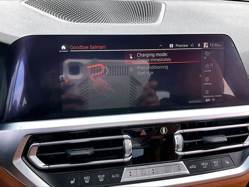 Used 2022 BMW 330e w/ M Sport Package image 30