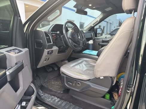 Used 2016 Ford F150 XLT w/ Equipment Group 302A Luxury image 17