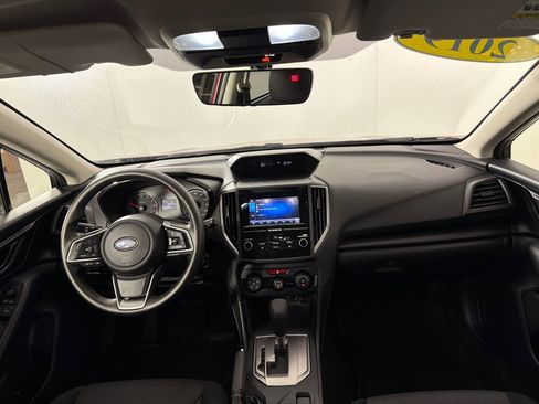 Used 2019 Subaru Crosstrek 2.0i AWD/4WD image 24