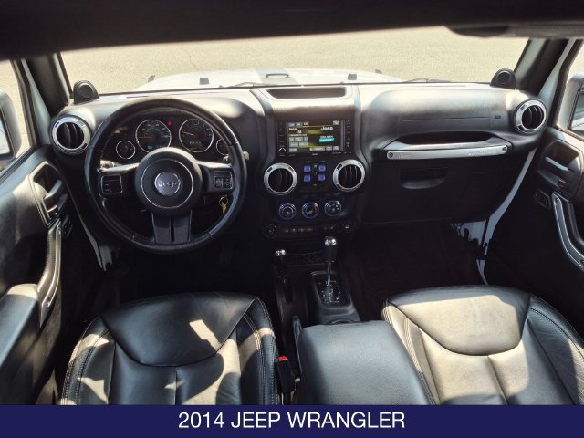 Used 2014 Jeep Wrangler Unlimited Sahara w/ Dual Top Group AWD/4WD image 20