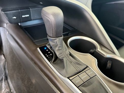 Certified 2023 Toyota Camry LE FWD image 28