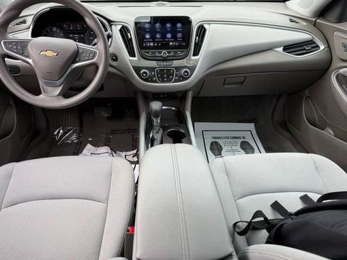 Used 2023 Chevrolet Malibu LT image 12
