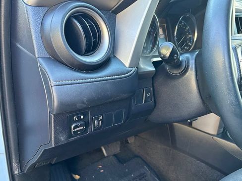 Used 2016 Toyota RAV4 XLE FWD image 16