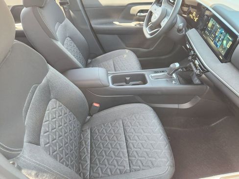 New 2026 Nissan Kicks SV FWD image 10