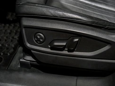 Used 2019 Audi Q5 2.0T Premium w/ Convenience Package image 31