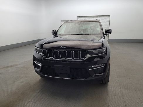 Used 2022 Jeep Grand Cherokee Limited 4xe w/ Luxury Tech Group II image 15