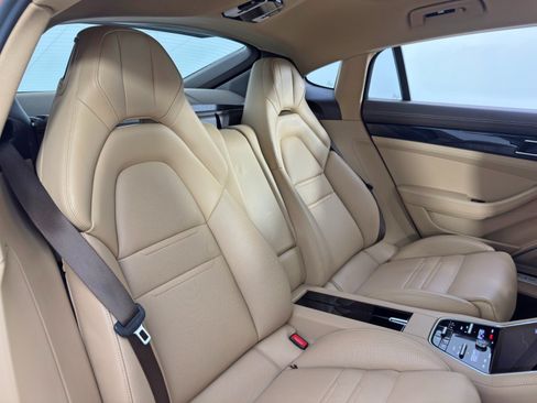 Used 2022 Porsche Panamera 4S Executive AWD/4WD image 43