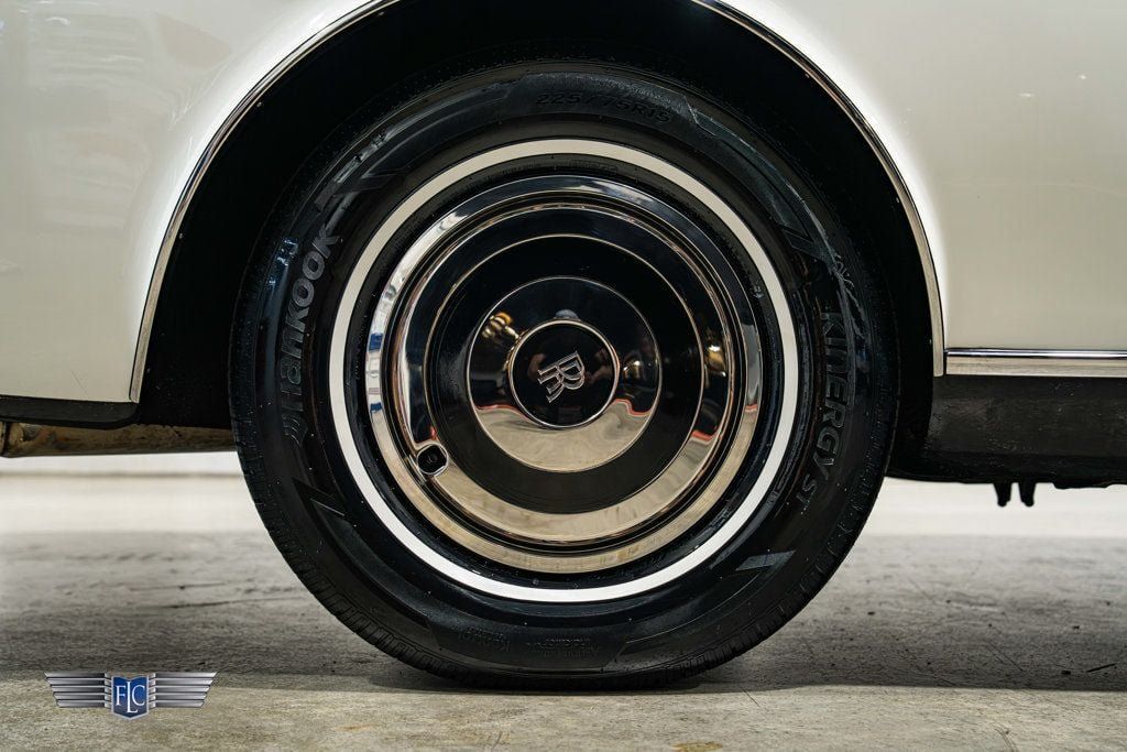 Used 1988 Rolls-Royce Corniche II RWD image 14