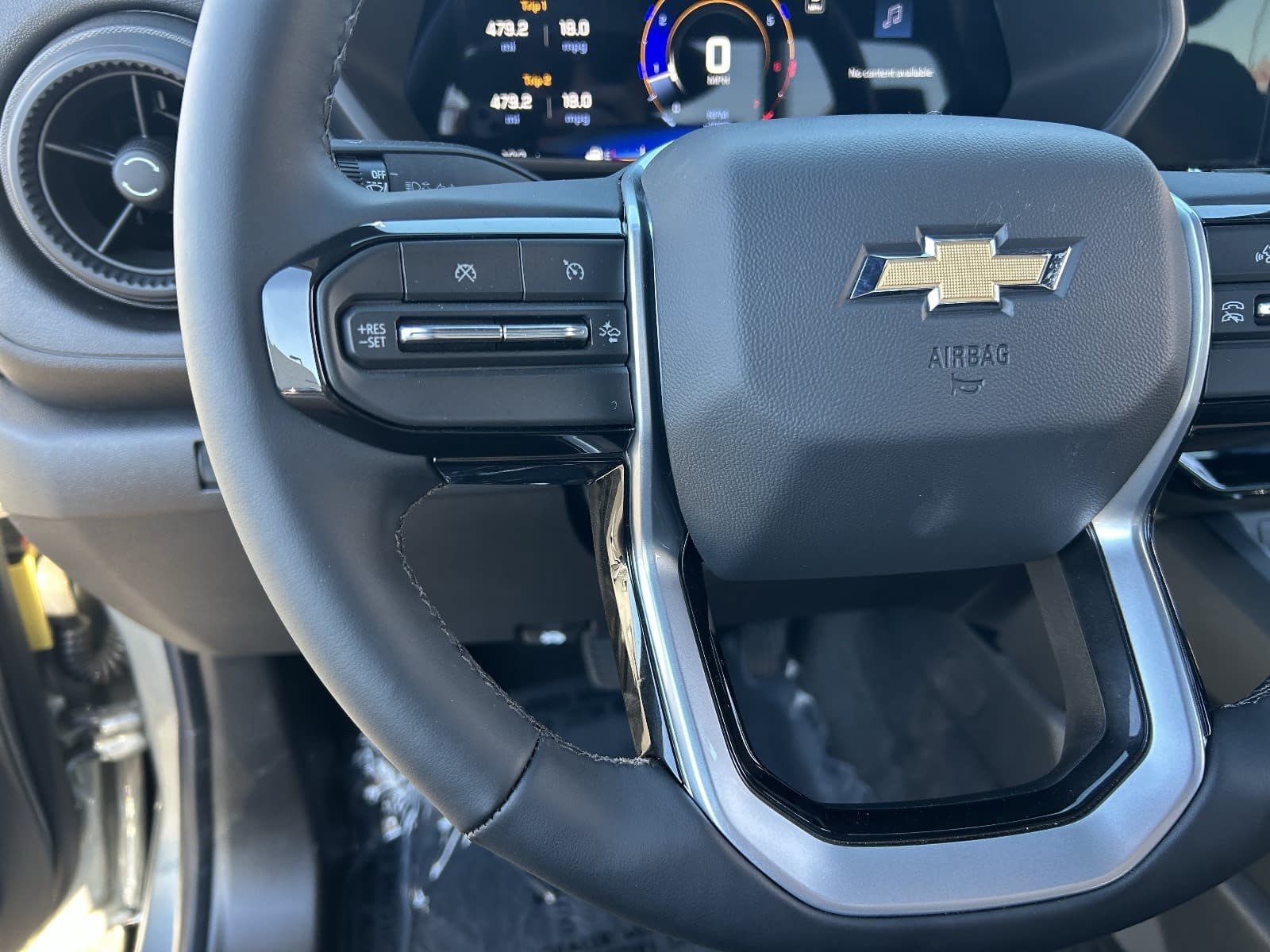 Used 2026 Chevrolet Colorado W/T w/ WT Custom Package RWD image 26