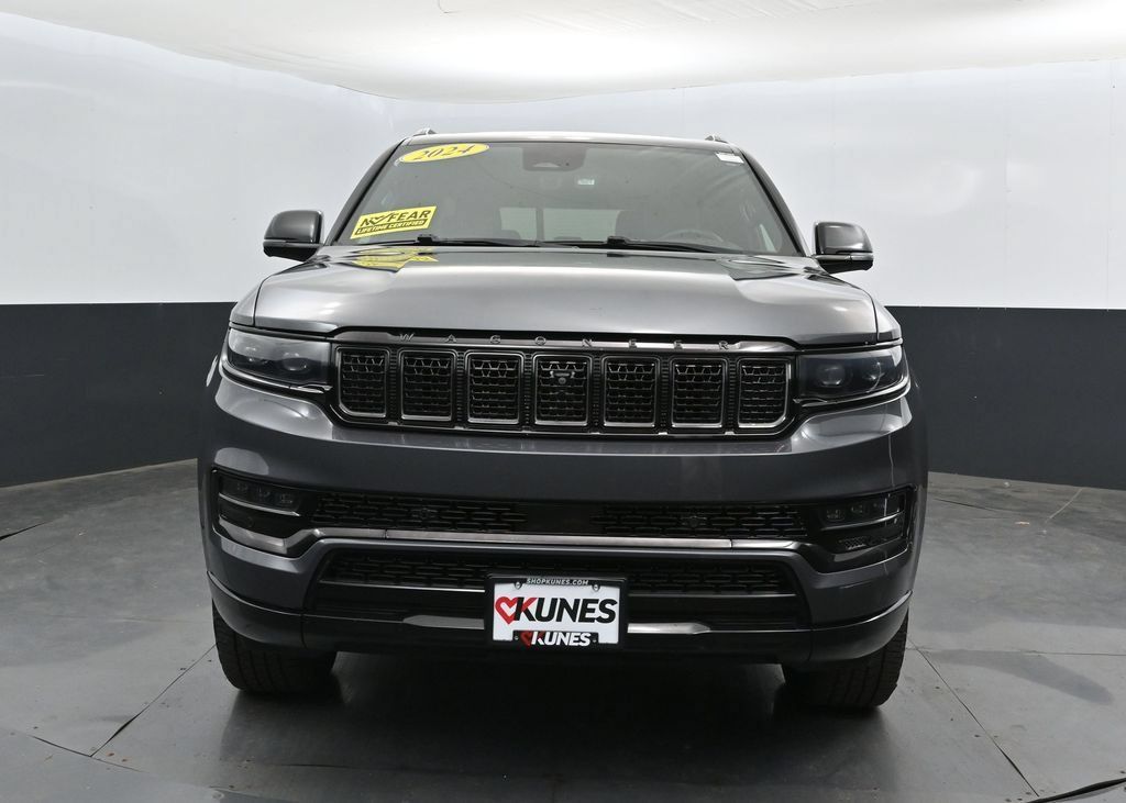 Used 2024 Jeep Grand Wagoneer L Series II w/ Quick Order Packagew 28T AWD/4WD image 7