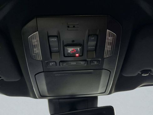 Used 2023 Toyota Highlander XSE AWD/4WD image 36
