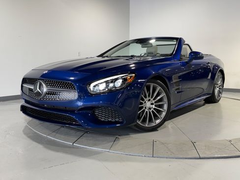 Used 2017 Mercedes-Benz SL 450 image 2