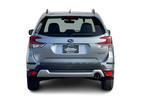 Used 2019 Subaru Forester Touring w/ Popular Package #3 image 5