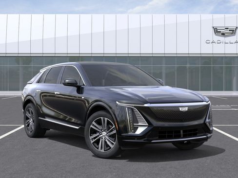 New 2026 Cadillac Lyriq Luxury RWD image 7