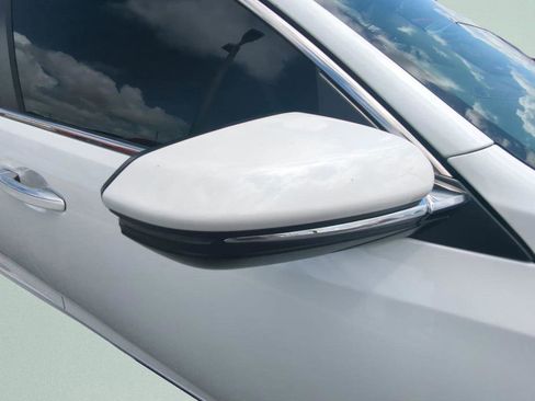 Used 2022 Honda Insight Touring image 27