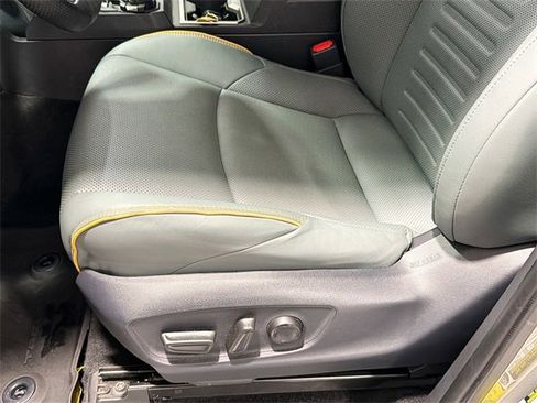 Used 2024 Toyota Tacoma Limited image 18